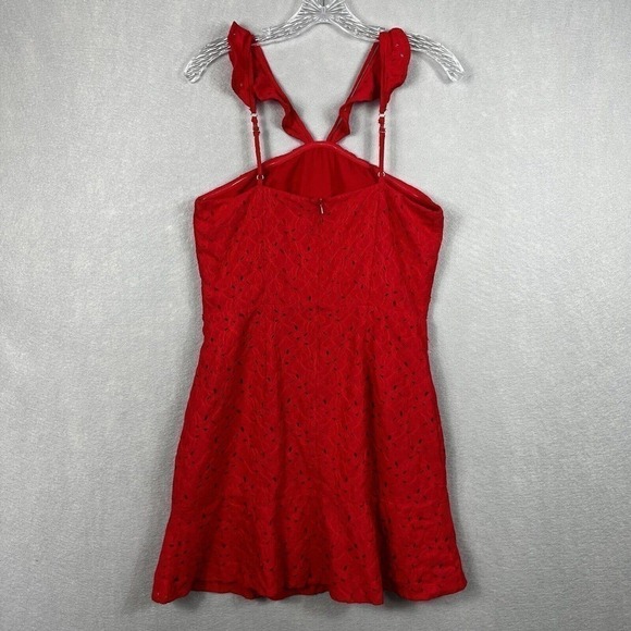 J.O.A Red Eyelet Lace Mini Dress Halter Ruffle Straps Size Medium - Picture 9 of 13